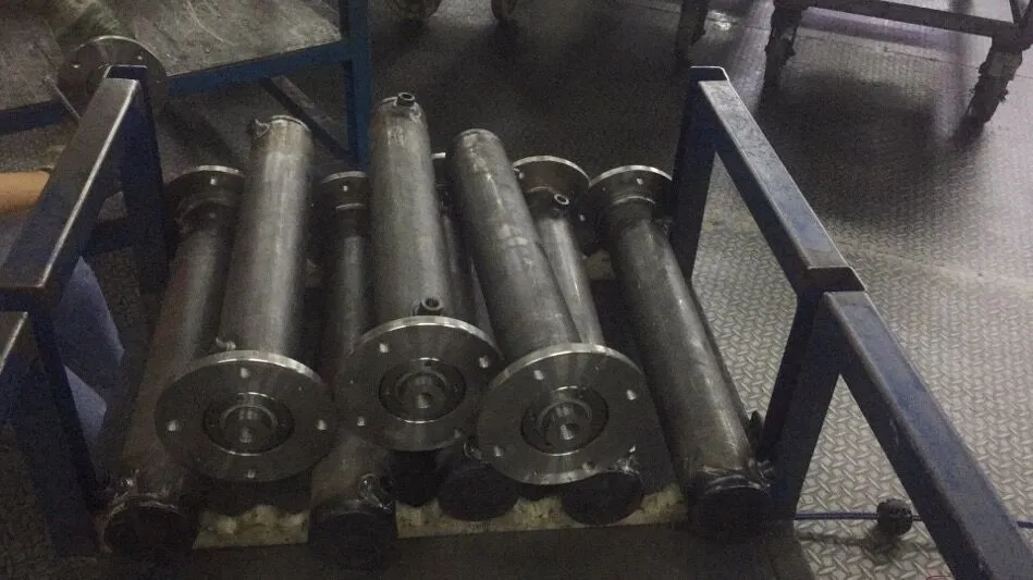 Made in China Medium Pressure Large Hydraulic Cylinder Gland